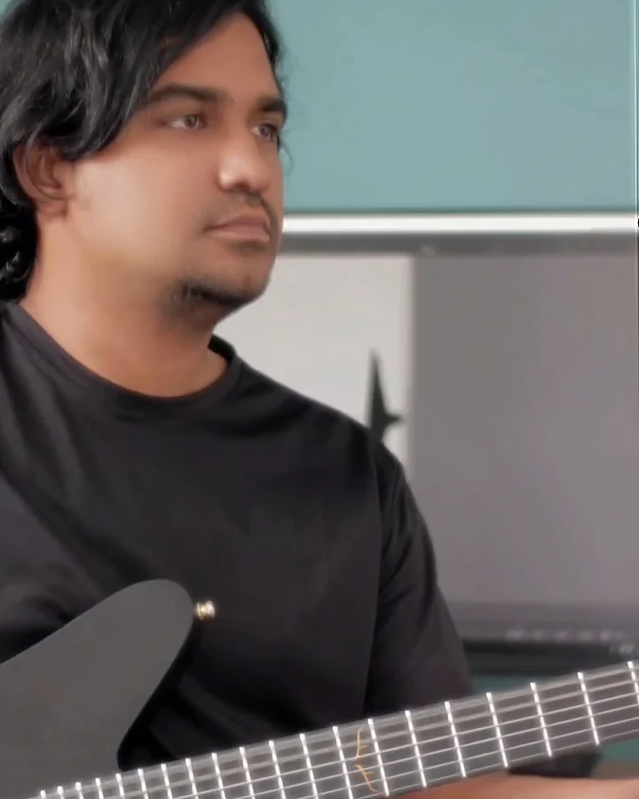 Kerven Ayres playing the Pan 630